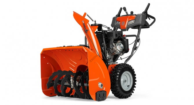 Снегоуборщик Husqvarna ST230P по выгодной цене в Рязани. Надежное качество и лучшие условия ждут вас.