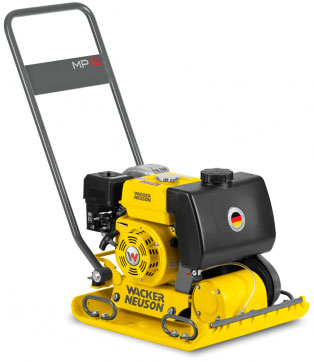 Виброплита Wacker Neuson MP-15 в прокат в Рязани. У нас лучшая цена за сутки! Возможность взять в аренду с выгодной скидкой до 40% при экспресс доставке 24/7. И помните, ночью стоимость еще дешевле на 30%! #арендапрокат #виброплита #выгодно